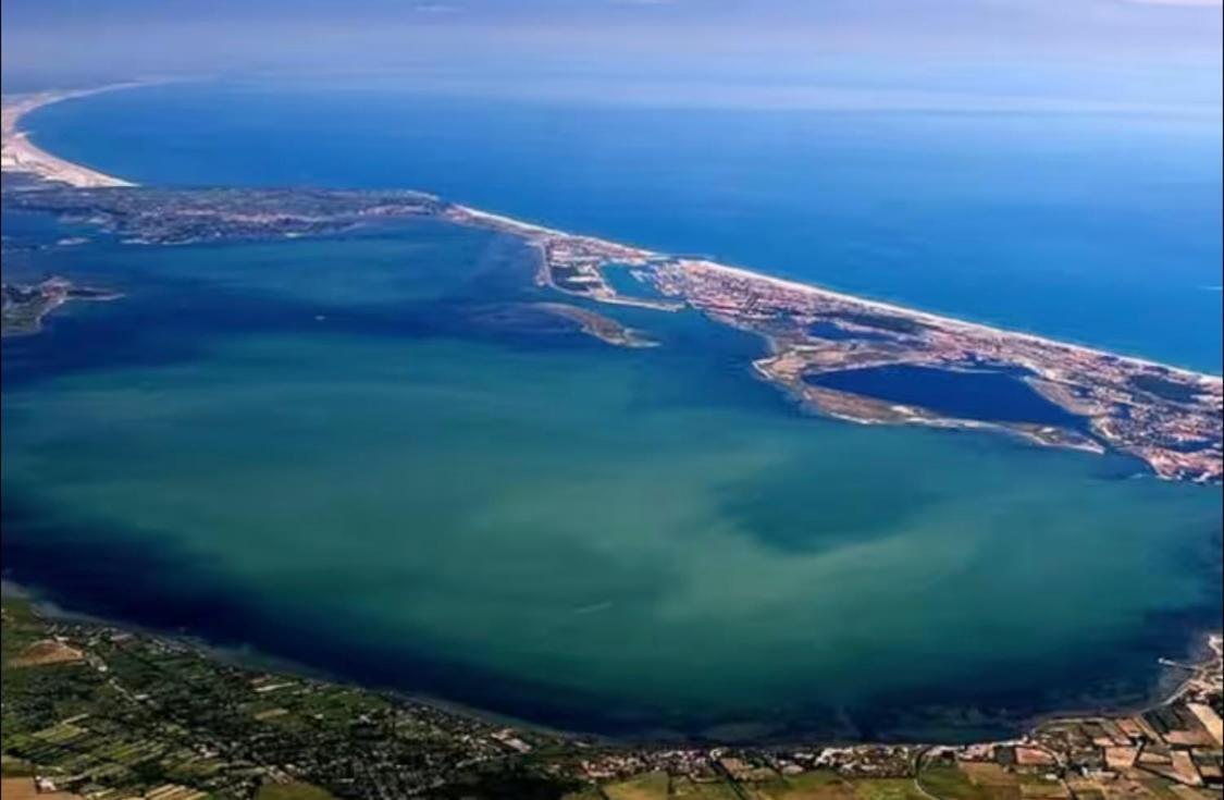 فيلا Belle Marina En Bord D'Etang Le Barcarès المظهر الخارجي الصورة